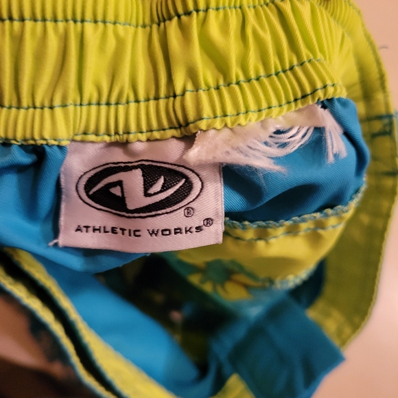 Girl's Size 4 Athletic Works Polyester Floral Print Skort - Picture 3 of 4